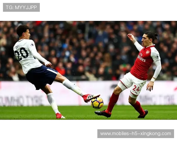 热刺的反击体系在比赛中多次制造绝佳机会——速度与空间的智慧对决